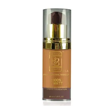 ultra krycí tekutý matný make-up